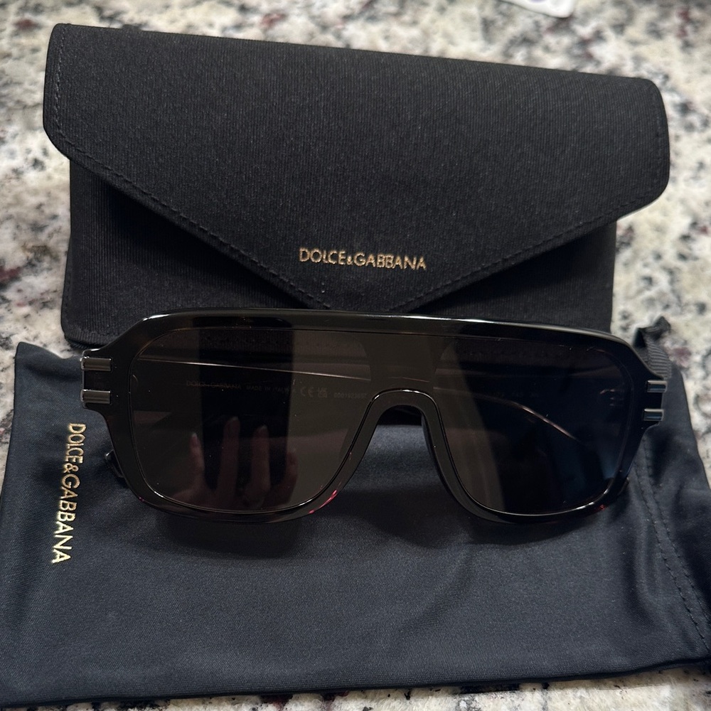 New Dolce & Gabbana Dark Brown Havana Sunglasses with Case and Pouch